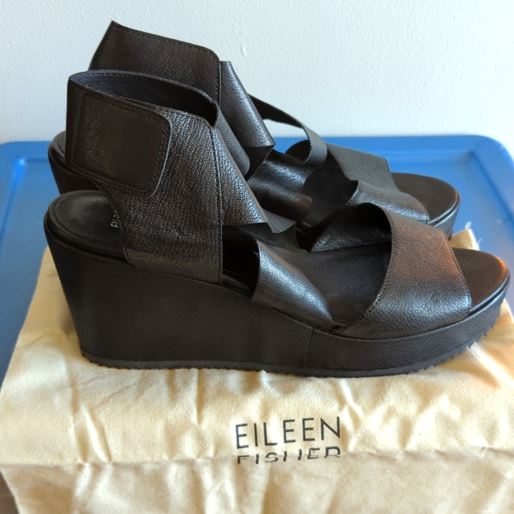 EILEEN FISHER Whimsy Wedge Platform Sandal, 10, Black Leather